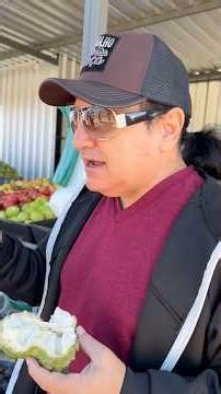 Stopping by the Green Fruit Stand in the Anagé-BA region once again.