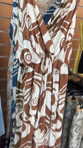 Attirance Fashion on Instagram: "🤍 Robe longue fluide & élégante 🤍 Un modèle chic et confortable, parfait pour le quotidien comme pour une occasion spéciale 🌿 ✔️ Tailles disponibles : M / L / XL / XXL ✔️ Couleurs : Camel – Bleu – Beige ✔️ Coupe fluide, agréable à porter 👡 Chaussures disponibles du 36 au 41 ⚠️ Ceinture élastique vendue séparément ✨ Possibilité de commander 📲 par messenger ou téléphone, avec 💳 paiement à distance et 🚚 livraison possible sur toute destination ! 📞 0262 18 19