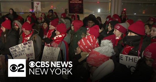 Patients, families join striking NYC nurses for candlelight vigil