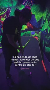 A quien le interesa saber cuál es la importancia de no poner un for dentro de otro for 😆😆😆 #devcaress #coding #developer #ingenieria #ingeniero #javascript #python #software #programacion #programador | Daniel Enriquez - El Caress