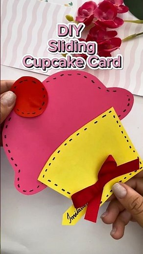 DIY Cupcake Birthday Invitation! 🧁 #papercraft #partyideas #cupcake