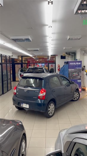 Robaron la pantalla de este Toyota Etios | Instalación Pantalla CarPlay Android Auto Alpine