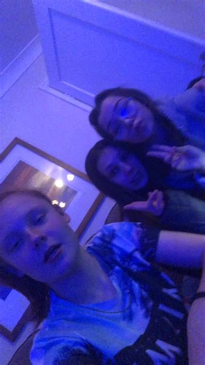 Ruby🥂 (@rubybaker864)’s videos with Doing sfs - deleted babes 😘