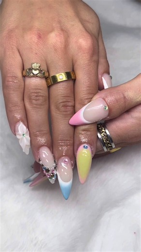 Nail Designs Inspiration: Girly Nail Art Ideas