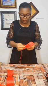 5K views · 98 reactions | Do you have small material and you want a bigger bow? See how ... #chynmadesigns #tips #turtorial #fypシ゚viralシ #followersreelsfypシ゚viralシfypシ゚viralシ | Chynmadesigns hats and fascinators | Facebook