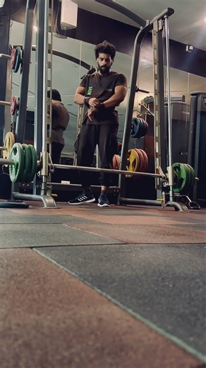 Smith Machine Bent-Over Rows 💪 | Build Back Thickness