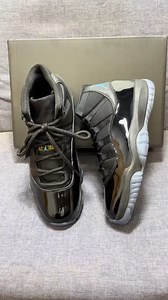 Air Jordan 11 Retro ‘Gamma Blue’😍 The Air Jordan 11 ‘Gamma Blue’ 2025 retro release perfectly blends history and innovation, staying true to the 2013 original. It features a Black mesh upper, a shiny patent leather mudguard, and luxurious leather ankle overlays. Iconic Gamma Blue highlights the Jumpman logo, while Varsity Maize adds subtle contrast on the tongue and heel. This sleek design is a must-have addition to any collection. #jordan1club #airjordan1low #nikeshoes #sneakernews #jordan11 #