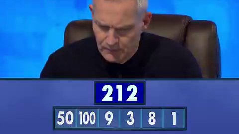 Low target today, how close can you get? Numbers up!Join us today on @Channel4 at 2:10pm with @Marathonchamp, @ColinMurray,@susie_dent and @RachelRileyRRCountdown | Mon-Fri | 2.10pm on Channel 4