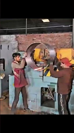 "Amazing Process of Making Tractor's Rear Wheel Rim Manufacturing in Modern Factory"
