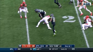 Chris Carson's Herculean effort gives 'Hawks key third-down pickup late