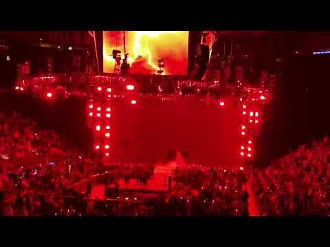 WWE Super SmackDown: “The Demon King” Finn Bálor Entrance