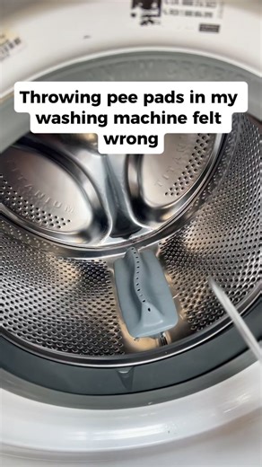 ⭐️⭐️⭐️⭐️⭐️ "We have tried disposable pads but they smell terrible and become dangerously slippery when wet - I have had several broken toes to attest to that !! Puppy pads have saved the day ! ” - Ann P Find out why people are going crazy over PuppyPad An innovative pee pad designed with input from top vets ✔️Chew-Proof, High-Quality design that will last for months. ✔️Planet-Friendly Reusable PuppyPad™ that is easy to wash. ✔️Ultra absorbent with an anti-slip bottom to protect your furry friend