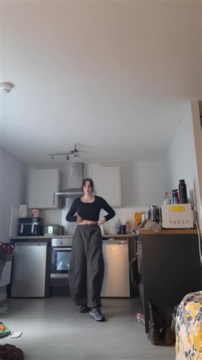 A little late on this one lol #dance #trend #richgirldance #choreography