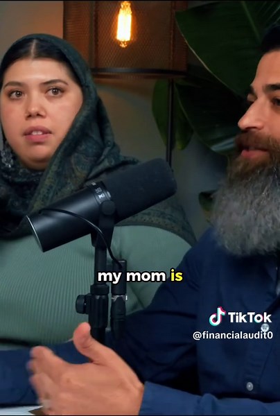 Couples close a house when they're full of debt #calebhammer #financialaudit #podcast #budget #home