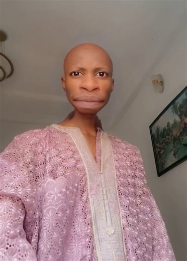 I once asked a lady to come pick me up from the airport cause I had to arrive Abuja late at night … and my phone was gon go off or smfin ..she came with an uber to come pick me up as I asked and got me to a hotel room to stay that night …. I sent her the money for the uber and