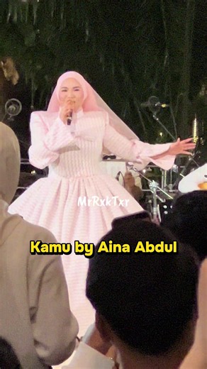 Kamu Aina Abdul AJL40 — Sokong Aina Abdul di AJL40