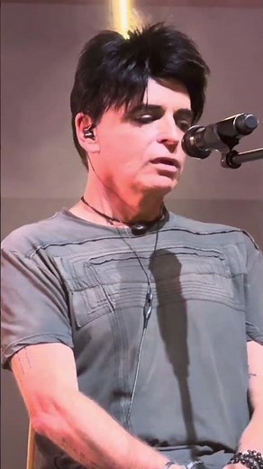 Gary Numan 'Cars Unplugged' Live Performance 👍😎❤️#80smusic #newwave