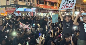 Thousands turn out at vigil seeking justice for Zara Qairina [WATCH} | New Straits Times