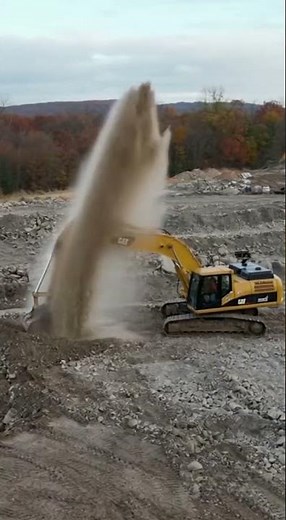 Shocking Moment! Water Bursts Out While Excavator work