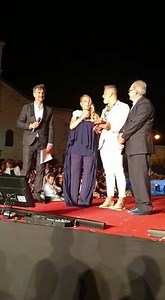 È un onore ricevere il prestigioso premio al personaggio TOP dell’anno, tra i migliori truccatori in ambito internazionale. Grazie a TOP Fashion Model