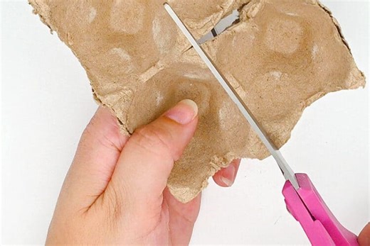 Halloween Egg Carton Portraits - Fun & Easy Recycled Craft