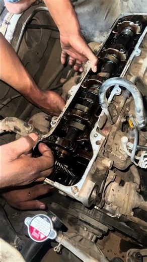 Head Remove Toyota Hiace Bus // Head gasket Replacement #viralvideo #automobile #mechanic #viral