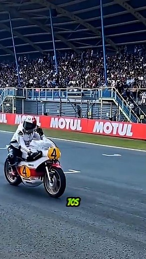 Giacomo Agostini: The Untouchable King of MotoGP 🏍️👑 #Shorts