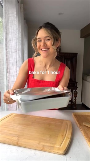 Carleigh from @plantyou has given us the ultimate Boxing Day comfort dish.⁠ ⁠ This baked caramelised onion pasta is rich, cosy and wildly satisfying — the kind of meal you make when the fridge is still full, the pace has slowed, and you want something indulgent without the fuss.⁠ ⁠ Save it for when you’re easing out of leftovers, or cook it up now for a deliciously golden plate of pure comfort. Either way, it’s proof that plant-based food can be decadent, nourishing and exactly what the day call