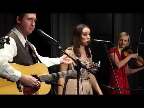 Darin and Brooke Aldridge - All About That Bass (Bluegrass Cover)