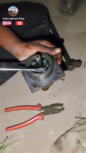 simha Agritech Vlogs on Instagram: "Day 7 vlog || Baler series || bearing repair 🚜🔧🔩#mahindra #baler #vibe #baler #balerrepair #driver #paddyfiled🌾🐦 #harvesting #salva"