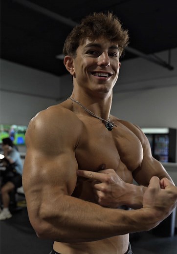 Pump Your Chest: Do These Moves for Better Pumps