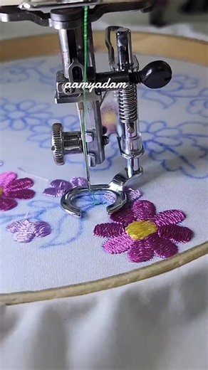 Embroidery tutorial for beginners #tutorial #aamyadam #normalsewingmachine #flowerembroidery #creatorsearchinsights #freemotionembroidery | Amila adam