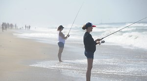 Anglers reel in fish for charity at Oxnard beach