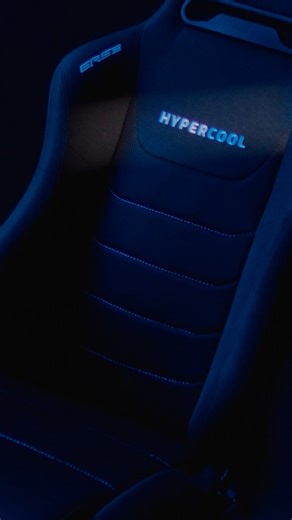 They laughed when we taped the fan to it, now look at us 😍🙌🏼 The NEW ERS3 Hypercool 💺 ❄️ 6-Zone Active Cooling ✅ Official FIA Licensed Product 🔌 Plug-and-Play 🧵 SIMAERO Mesh Fabric 🔧 Universal Compatibility Race cooler, race longer. #NextLevelRacing #SimRacing #ERS3Hypercool | Next Level Racing