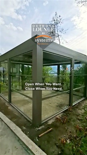 All-Weather Outdoor Lounge | Glass Up + Viento Pergola- Systems Outdoors