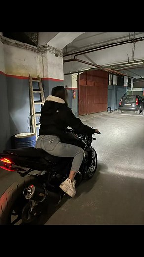 Riding a Kawasaki Z750 in Urban Nightscape