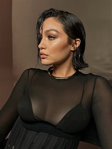 Gigi Hadid unveils a dramatic new jet-black mini bob hair transformation