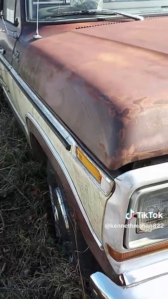 Restoring a Classic 1979 Ford F150 Camper Special