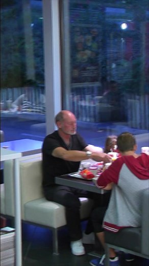 #aquarium #prank #remigaillard 🐳 | Rémi GAILLARD