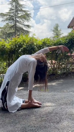 Camel Pose (Ustrasana) 🐪 | Open Your Heart & Improve Posture