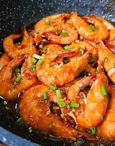 Dampa-style Garlic Buttered Shrimp | Yummy Kitchen
