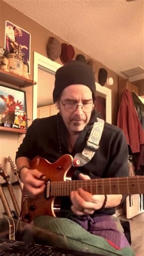 Jamming #29 — Nice take by @chriscooper1570 🔥⚡️ #JamAlongBackingTracks #smoothjazz