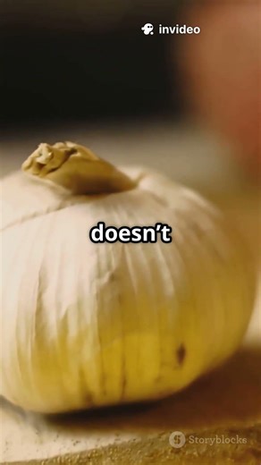 Why Does Garlic Smell So Strong? Unveiling the Mystery!