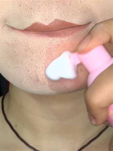 How to avoid a dry, cakey base 💡☁️ ID: 111307722 #primer #SmoothSkin #SkinSmoothing #makeuptips #PerfectBase #sheglambubblebathdreams #SHEGLAMcollection #SHEGLAM