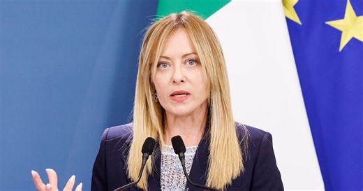 Meloni contro l’invasione: l’Ue la segue con 21 Paesi