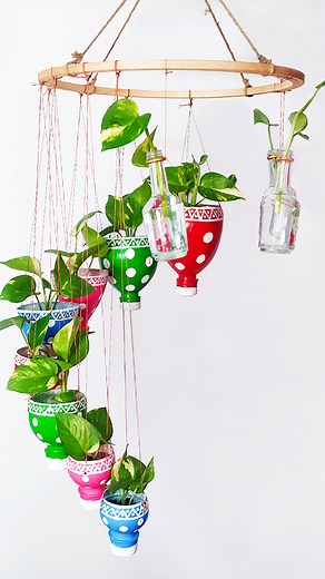 Creative Spiral Hanging Planters Pots 🪴 DIY Spiral Hanging for Plants using Plastic Bottles #pothos #pothosplant #hangingplants #hanging #planthanger #hangingidea #beautifulhanging #creativehanging #gardening #homegardening #indoorplants #plasticbottleart #plasticbottlecraft #plasticbottles #plasticbottlerecycle | Planting & Decoration