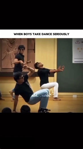 Who says boys can’t dance?😂#shorts #aesthetic #pabi