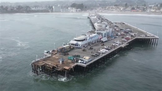 Drone video shows Santa Cruz Wharf collapse