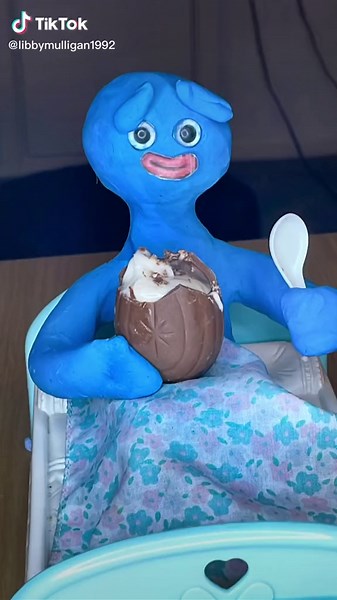 Blue didn’t find the winning Egg #libbysanimations #eatwithblue #dontyouforgetaboutme