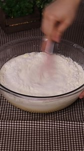 381K views · 7.2K reactions | Bolo Caseiro Simples Ingredientes... Ver mais | MM Receitas | Facebook